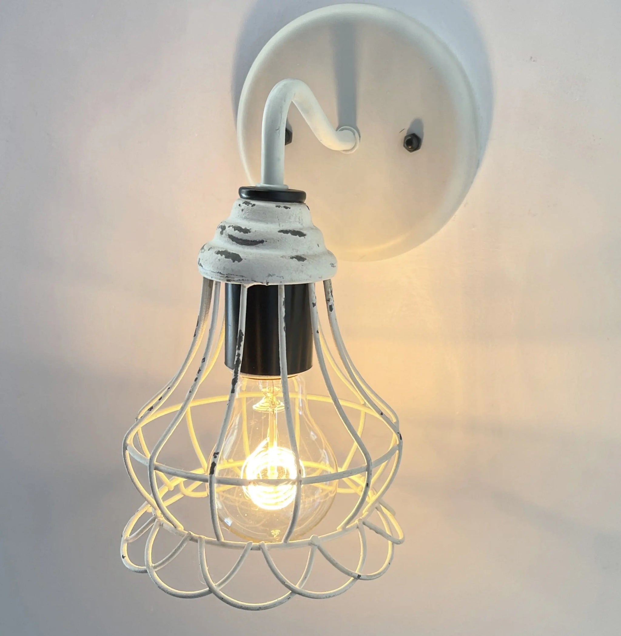 forvirring kaffe skole Rustic Industrial Wall Sconce Lights Your Farmhouse Bathroom Lighting - The  Lamp Goods